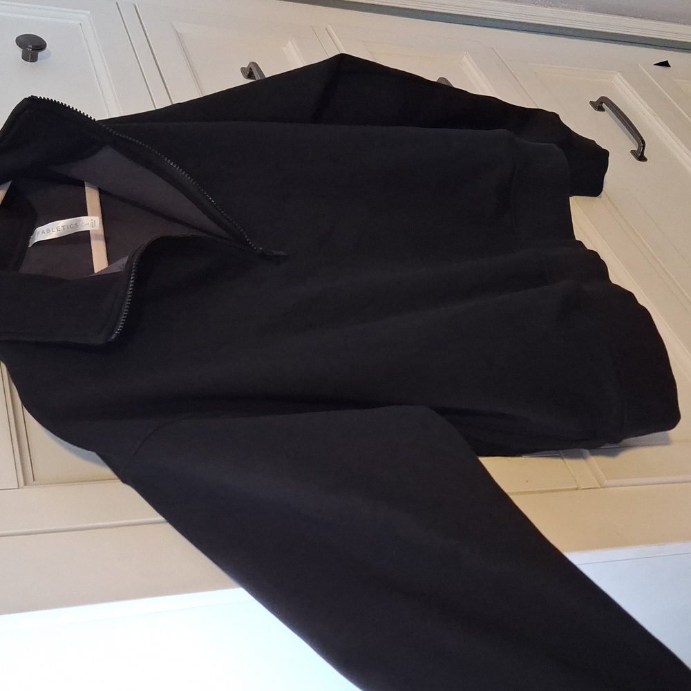Ladies Fabletics sweater size L - Picture 3 of 4